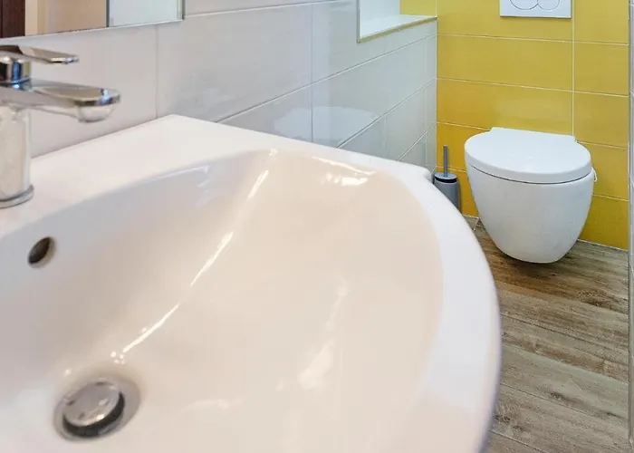 Waterfront * Αλγκέρο